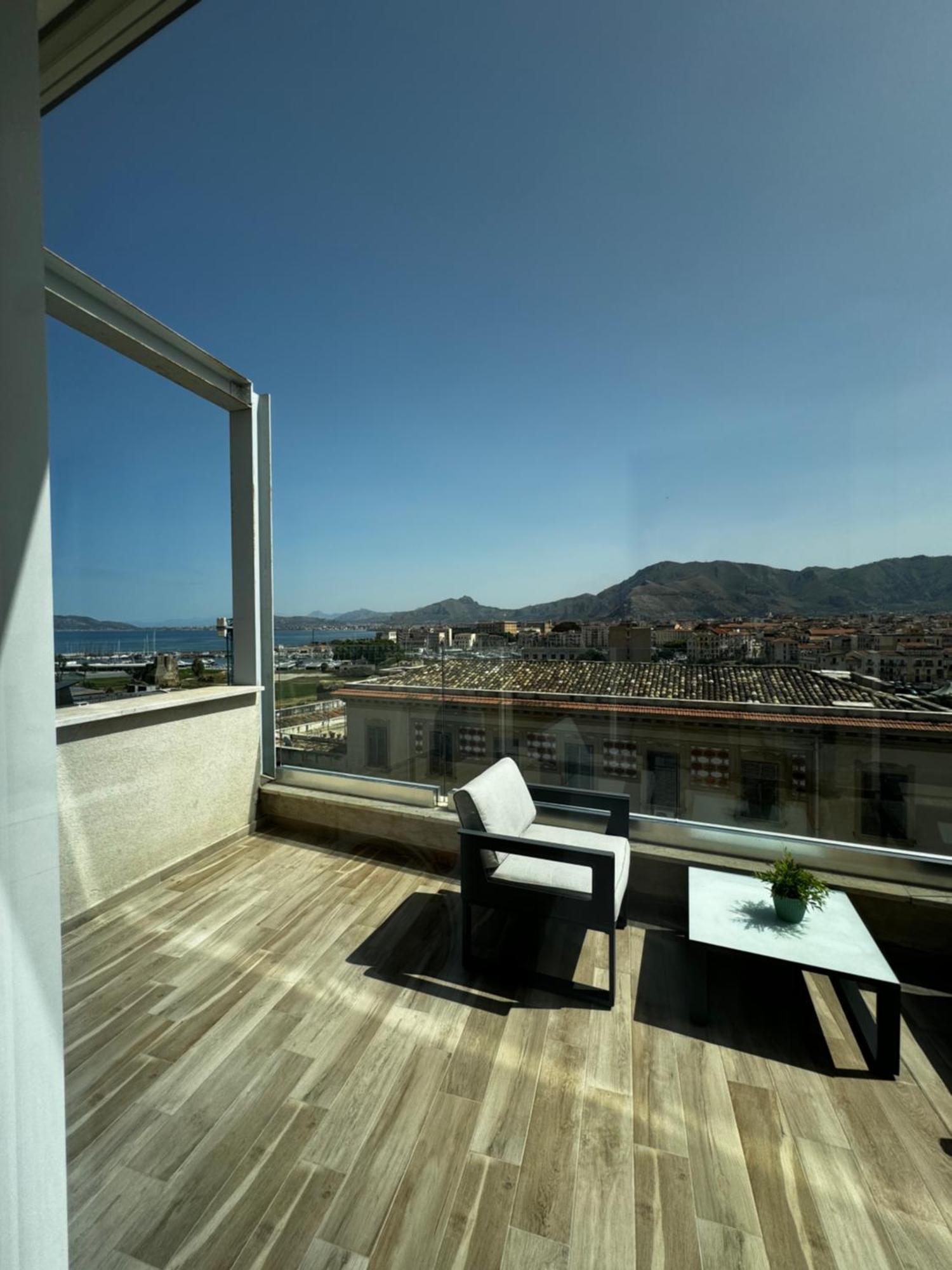 Palermo Inn Marina Exclusive View Exterior photo